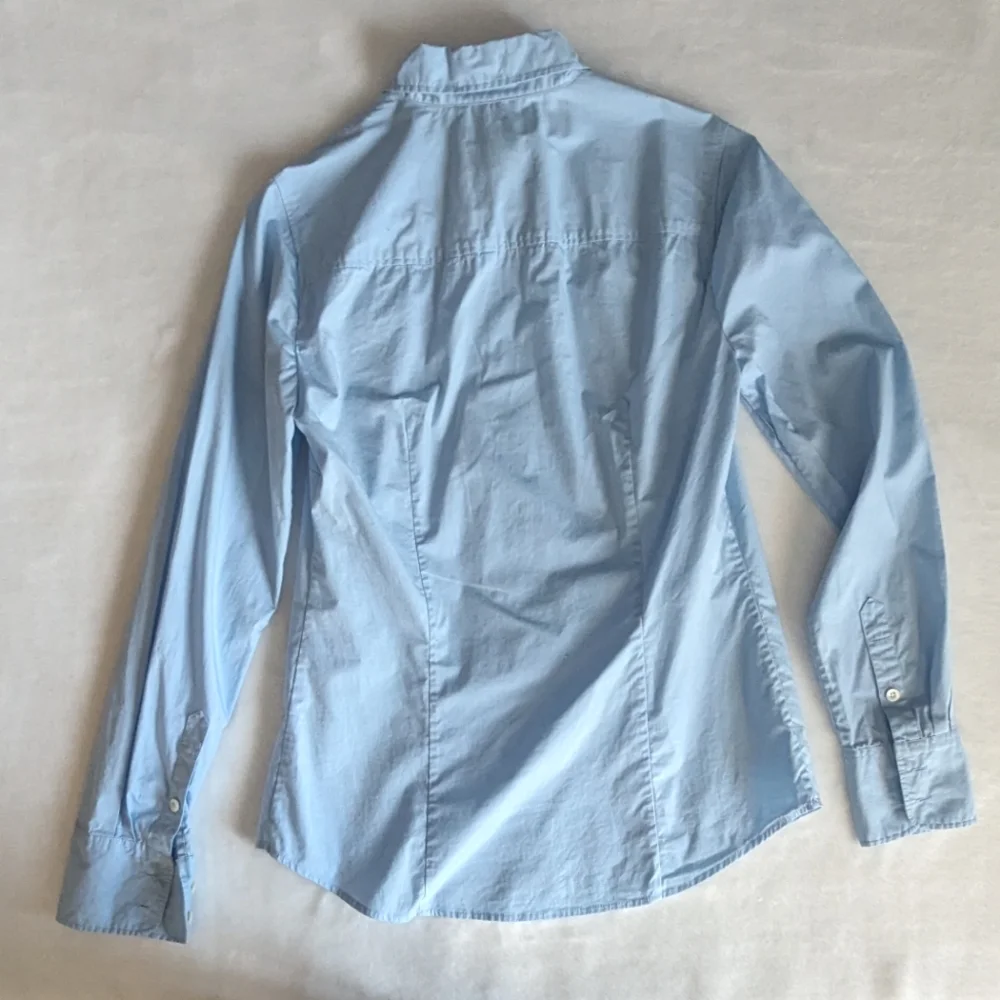 J Crew Stretch Perfect Light Blue Collared Long Sleeve Button Shirt XS (Flawed) - Picture 2 of 13